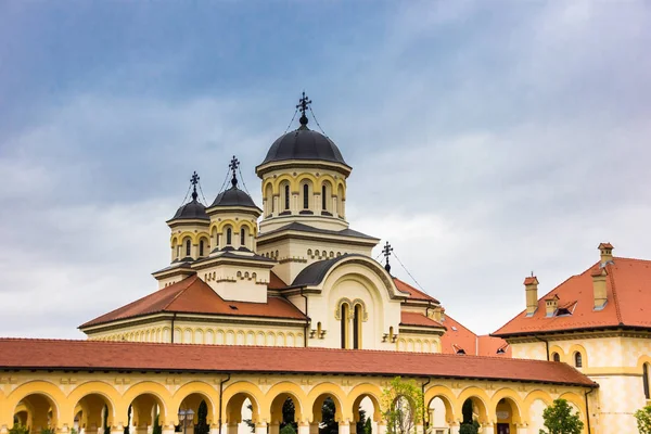 Cúpulas Catedral Ortodoxa Ciudadela Alba Iulia Rumania —  Fotos de Stock