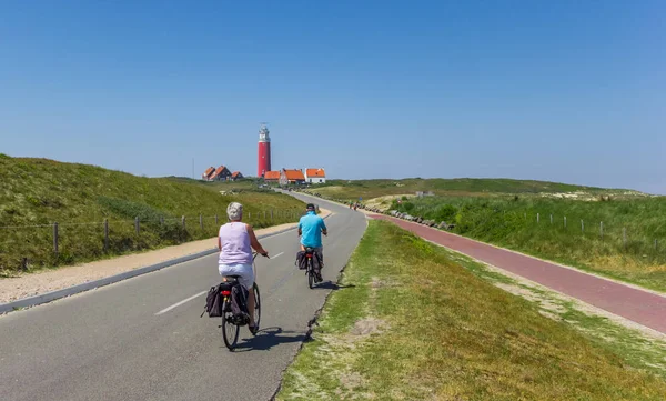 Couple Riding Bicycles Lighthouse Texel Island Netherlands — Stock Photo, Image