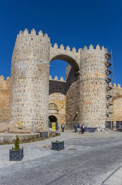 Старые Городские Ворота Булыжники Авиле Испания — стоковое фото