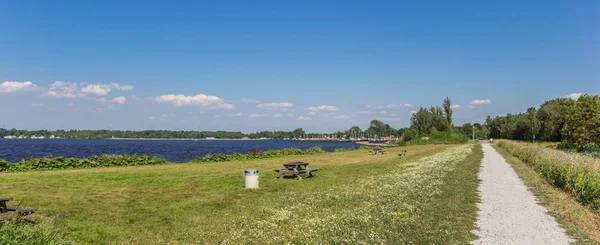 Panorama Carril Bici Lago Schildmeer Groningen Holanda — Foto de Stock
