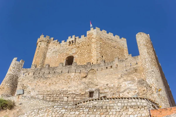 Castello Collinare Del Villaggio Storico Alcala Del Jucar Spagna — Foto Stock