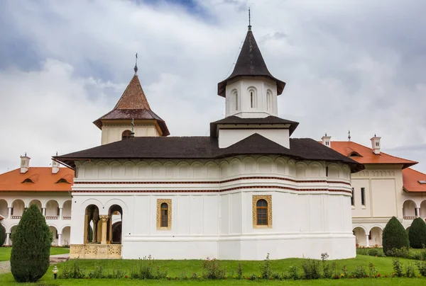 Witte Kerk Van Het Klooster Van Brancoveanu Sambata Sus Roemenië — Stockfoto