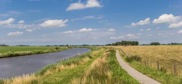 Caminho Bicicleta Longo Rio Reitdiep Groningen Países Baixos — Fotografia de Stock