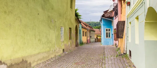 Panorama Una Colorida Calle Adoquinada Sighisoara Rumania — Foto de Stock