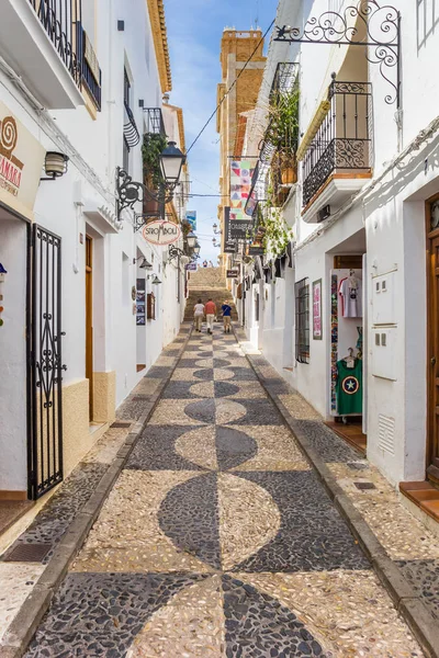 Altea Spanya Nın Merkezindeki Dar Alışveriş Caddesi — Stok fotoğraf