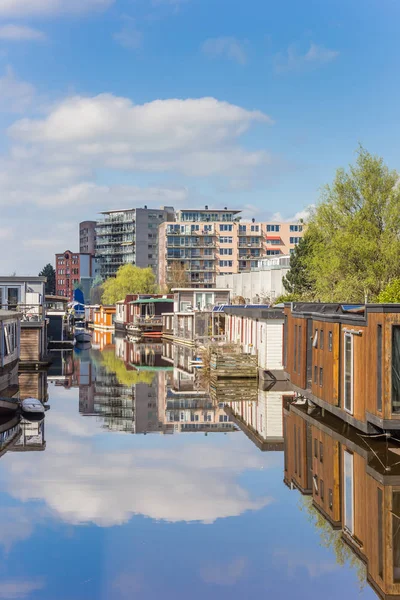 Hausboote Auf Einem Kanal Zentrum Von Groningen Holland — Stockfoto
