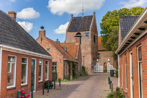 Straat Die Leidt Tot Kerktoren Van Ezinge Nederland — Stockfoto