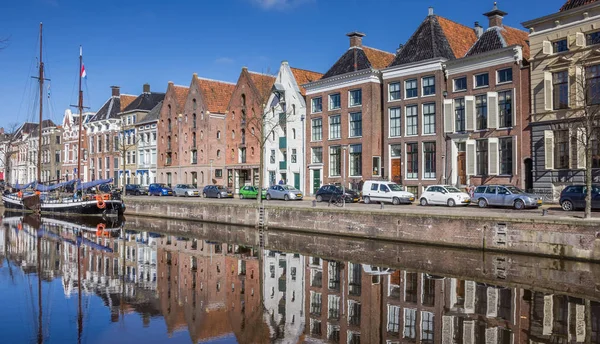 Eski Gemi Depolar Bir Kanalı Groningen Hollanda — Stok fotoğraf