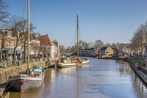 Традиційні Парусні Човни Набережній Місті Dokkum Нідерланди — стокове фото