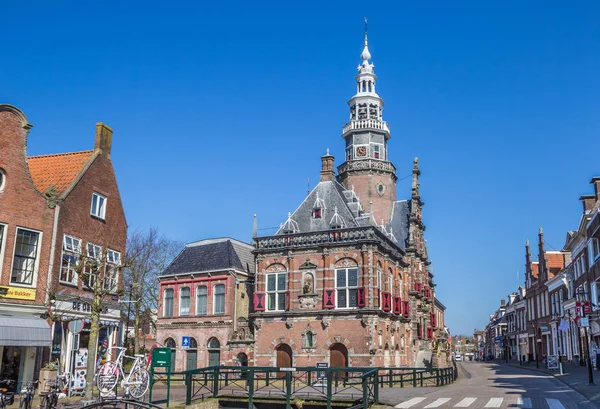 歴史的な街 Bolsward オランダの市庁舎 — ストック写真