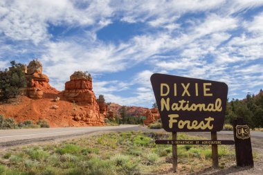 Dixie National Forest sign at Red Canyon, Utah, USA clipart
