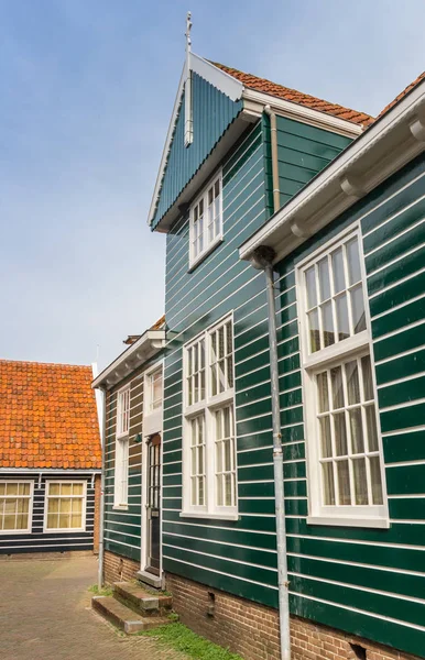 Casa Tradicional Madera Verde Histórica Marken Países Bajos —  Fotos de Stock
