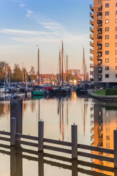 Kolorowe Starego Portu Centrum Groningen Holandia — Zdjęcie stockowe