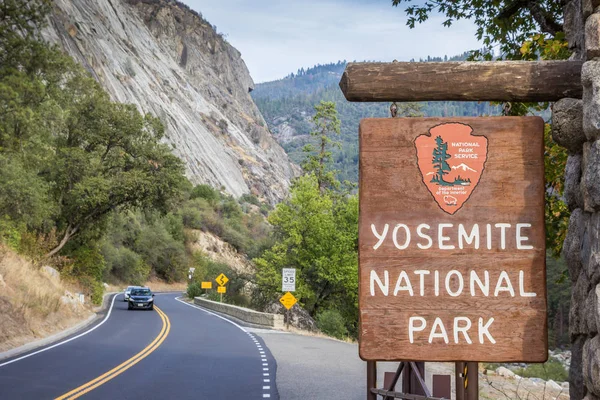 Segnale Ingresso Parco Nazionale Dello Yosemite Usa — Foto Stock