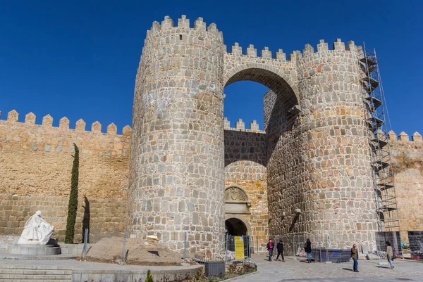 Portão Cidade Velha Sendo Restaurado Ávila Espanha — Fotografia de Stock