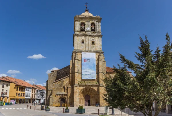 Iglesia Histórica Centro Aquilar Campoo España — Foto de Stock