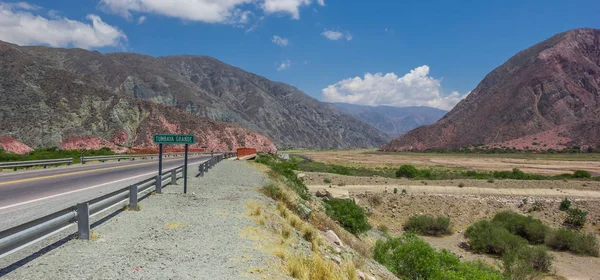 Panorama Van Een Raod Door Bergen Van Andes Buurt Van — Stockfoto