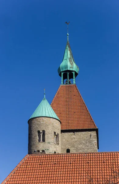Türme der Stiftskirche in Freckenhorst — Stockfoto