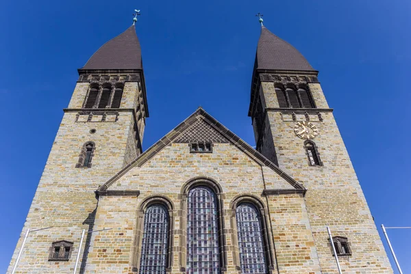 Torri della chiesa di San Clemente a Rheda-Wiedenbruck — Foto Stock