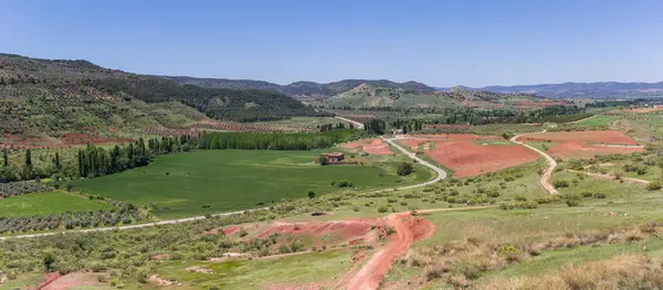 Panoramic view over the landscape of Castilla-La Mancha — Stock Photo, Image