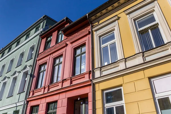 Casas coloridas en la plaza Brink de Rostock — Foto de Stock