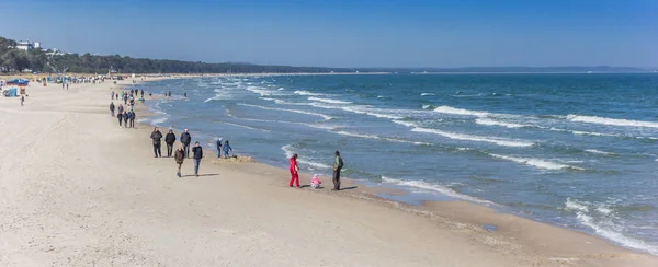 Panorama of the beach in Binz village — Stock Photo, Image