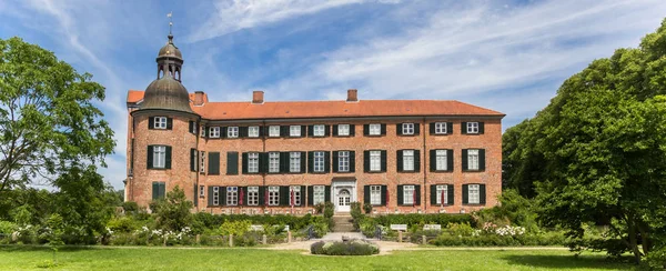 Panorama of the historic castle in Eutin — Stock Photo, Image