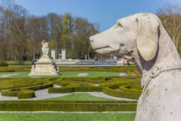 Hundeskulptur Garten Von Schloss Nordkirchen — Stockfoto