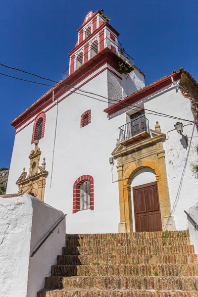 Escaleras frente a la Iglesia de San José en Grazalema — Foto de Stock