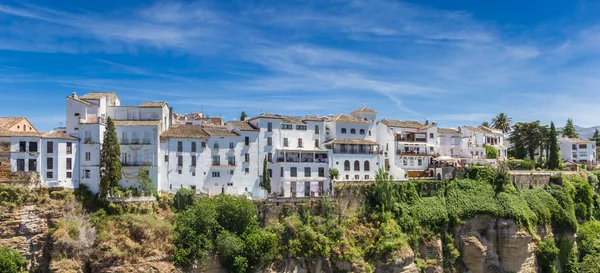 Tarihi şehir Ronda 'daki Kanyon' daki Beyaz Saray Panoraması — Stok fotoğraf