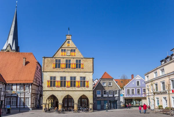 Ayuntamiento y torre de la iglesia en Werne — Foto de Stock