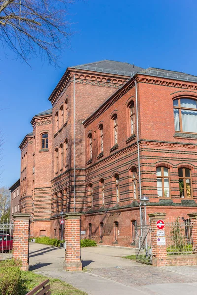 Edifício histórico da universidade na cidade hanseática Greifswald — Fotografia de Stock