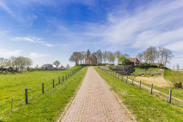 Cobblestoned Road Leading Historic Church Hegebeintum Netherlands — Stock Photo, Image