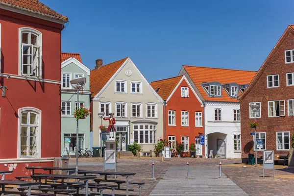 丹麦Tonder的Torvet广场上五颜六色的房子 — 图库照片