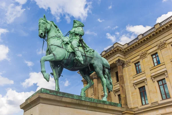 Reiterstandbild Vor Dem Schloss Braunschweig Deutschland — Stockfoto