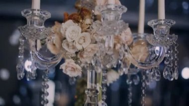 Parralax ve tilt kadeh tabloda mumluk decoradet çiçekli aşağı