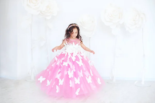 Portrait Smiling Little Girl Princess Pink Dress Butterflies — Stock Photo, Image