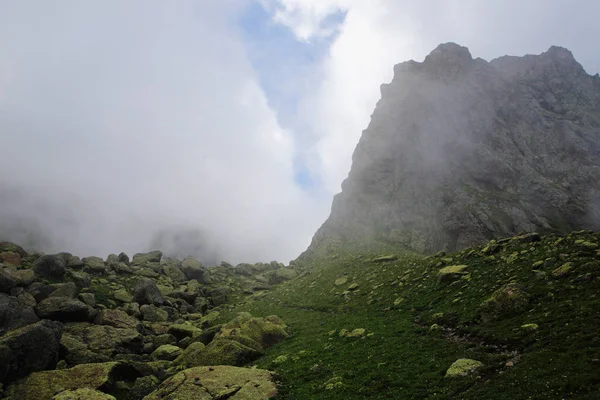 Mgła w górach — Zdjęcie stockowe