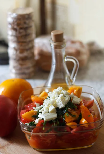 Ingrédients Pour Une Délicieuse Salade Fromage Légumes Été Sur Cuisine — Photo