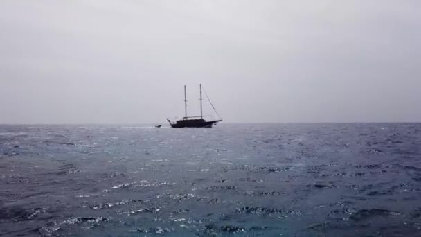 Jachty Żeglarskie Otwartym Morzu Żaglówka Wideo Yachting Wideo Żeglarskie Jachting — Wideo stockowe