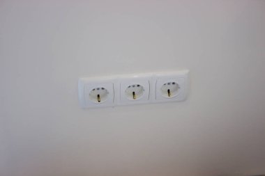 yuva duvarındaki yüklemesini onarın. kaplama iş bitirme. yapı malzemesi