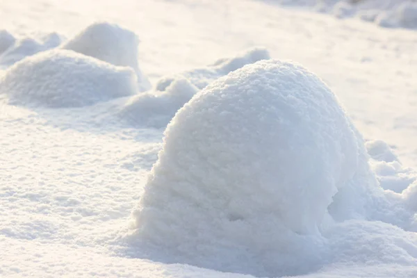 Snö Snowbank Solig Dag Fluffig Snö Skimrar Solen Abstrakt Naturliga — Stockfoto