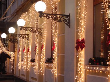 Noel windows garland ile