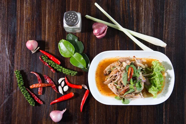 Salada Porco Grelhado Fatiado Picante Estilo Tailandês — Fotografia de Stock