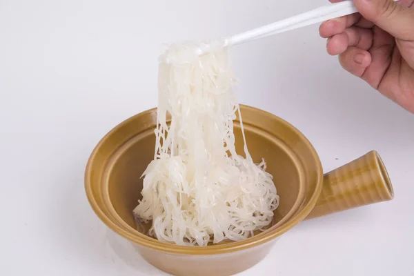 Fideos Arroz Bol Marrón Sobre Fondo Blanco — Foto de Stock