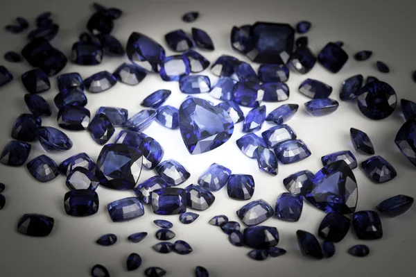 Natural Loose Blue Sapphire Gemstone — Stock Photo, Image