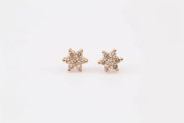 Pendientes Forma Flor Oro Con Diamante —  Fotos de Stock