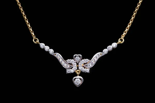 Kalung Yang Indah Dengan Diamond Pendant — Stok Foto
