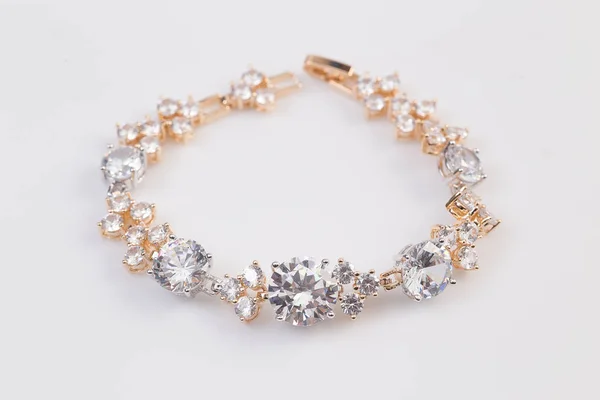 Vackert Gyllene Armband Med Diamanter — Stockfoto