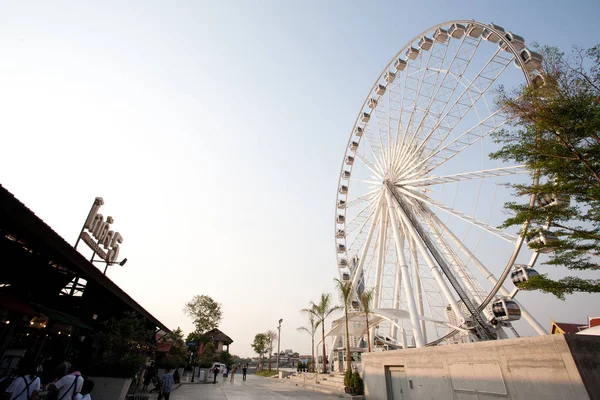 Bangkok Tayland - 30 Ekim Ferris Wheel in Asiatique Alacakaranlık Saati, 29 Ekim 2015 Bangkok Tayland 
